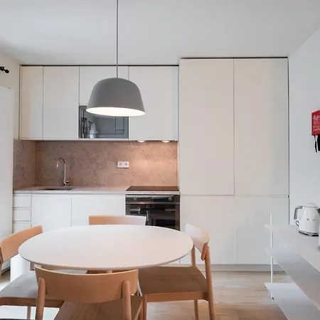 Flh Bairro Alto Modern Flats * Lizbona