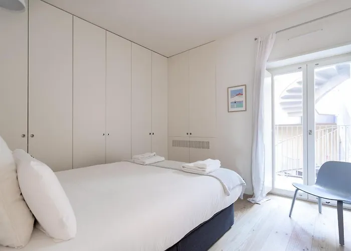 Flh Bairro Alto Modern Flats * Lisboa