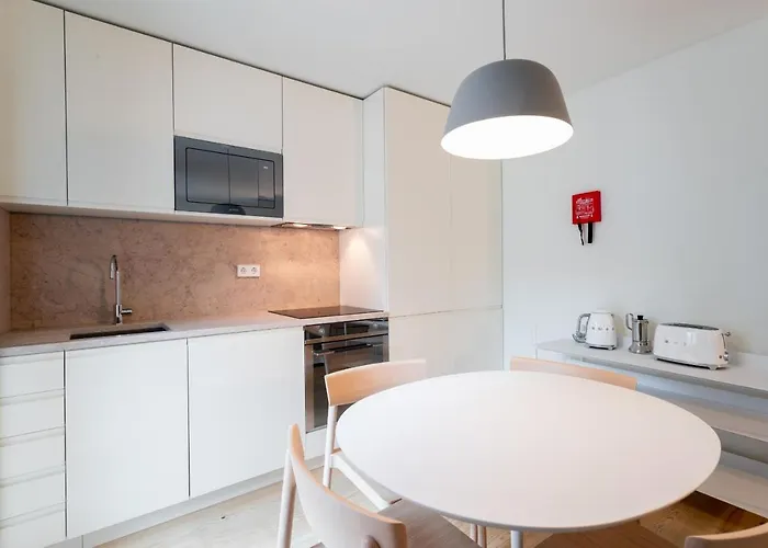 Flh Bairro Alto Modern Flats *